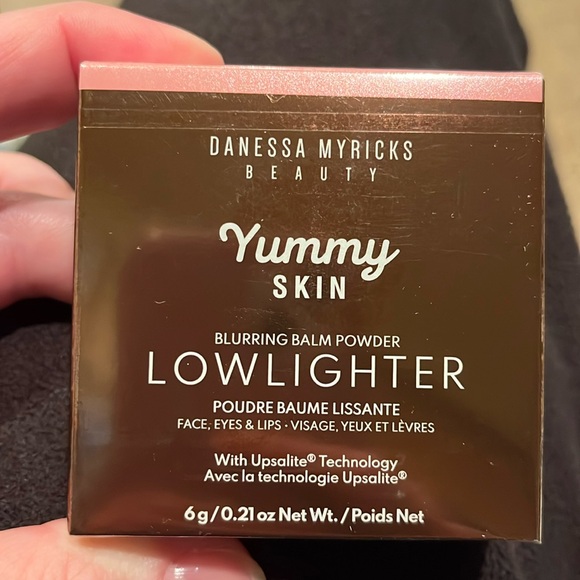 SEALED Danessa Myricks Yummy Skin Blurring Balm Powder Lowlighter “Unbothered” - Picture 2 of 4